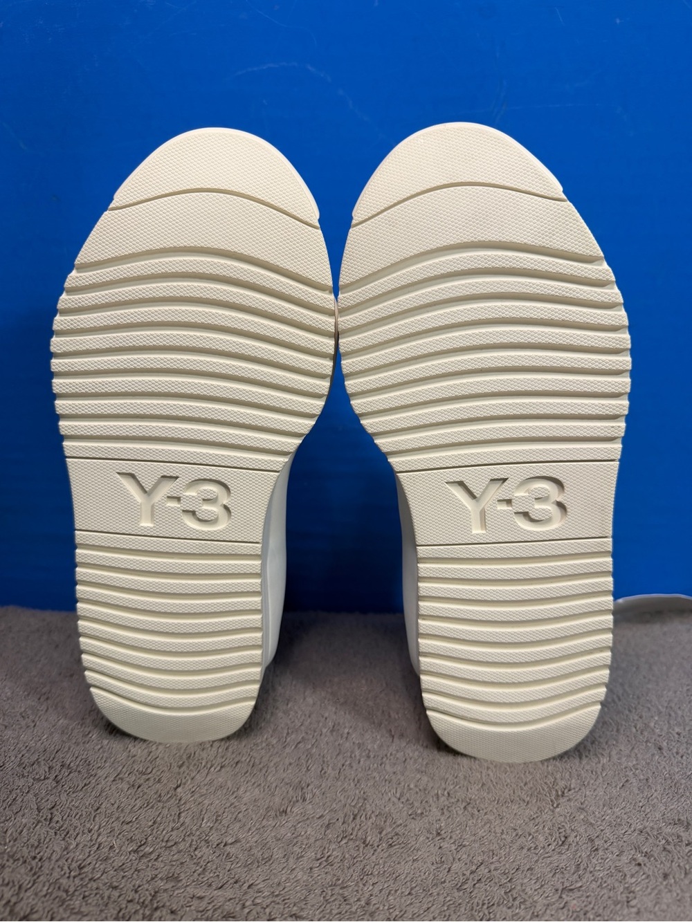 Adidas Y-3 rivalry
Off white
Brand new - Picture 4 of 11